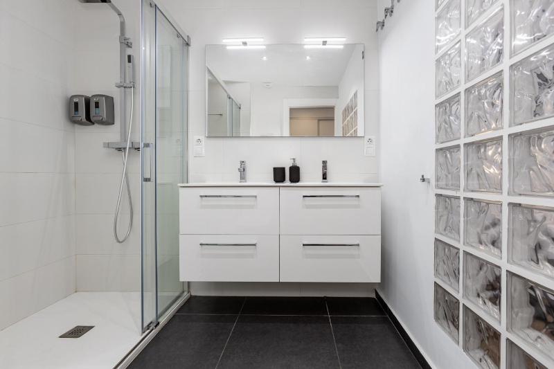 Pinzon Studios & Penthouse - image 35