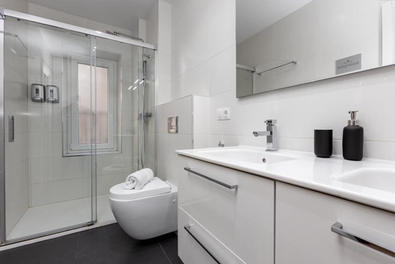 Pinzon Studios & Penthouse - image 29