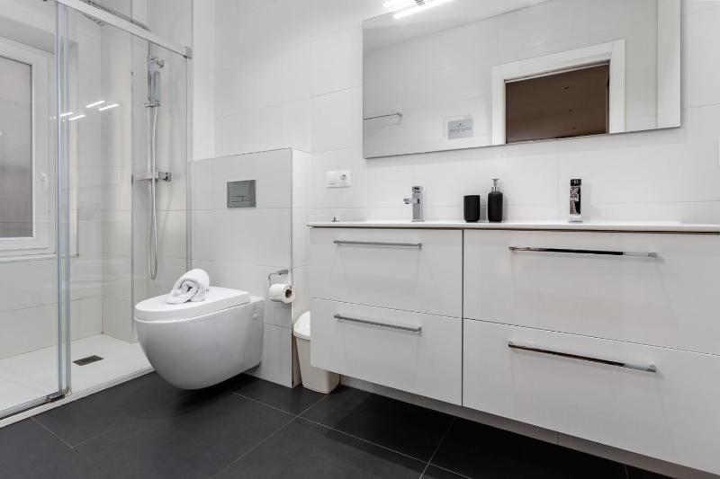 Pinzon Studios & Penthouse - image 27