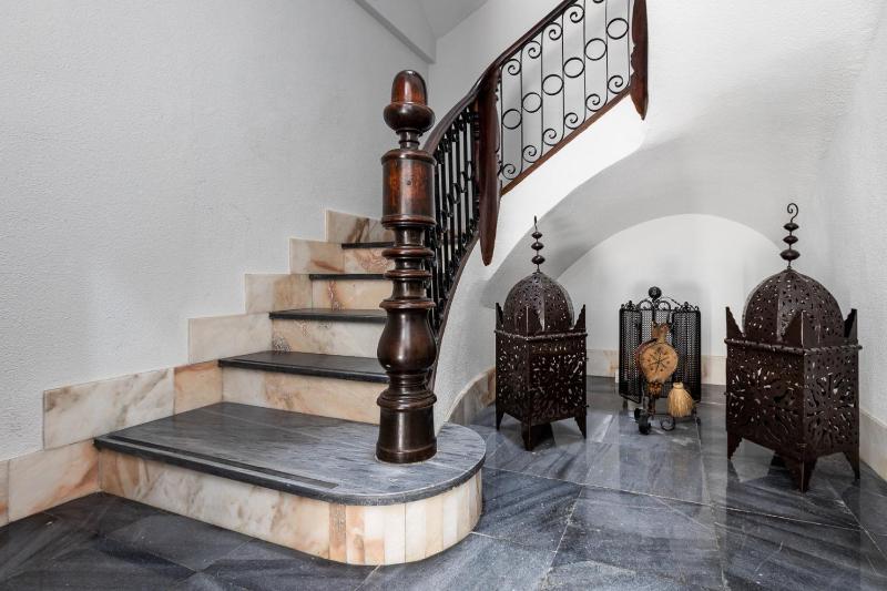 Pinzon Studios & Penthouse - image 39