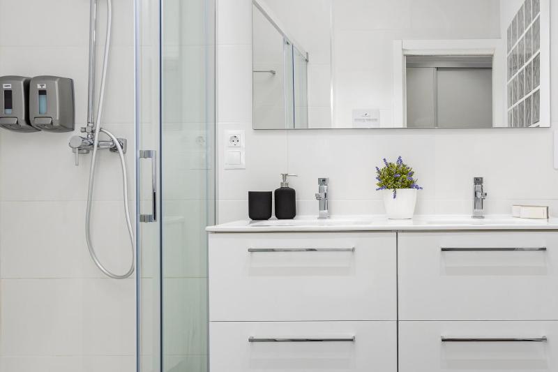 Pinzon Studios & Penthouse - image 17