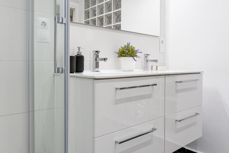 Pinzon Studios & Penthouse - image 21