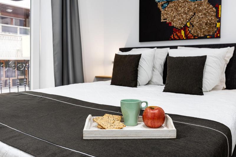 Pinzon Studios & Penthouse - image 23
