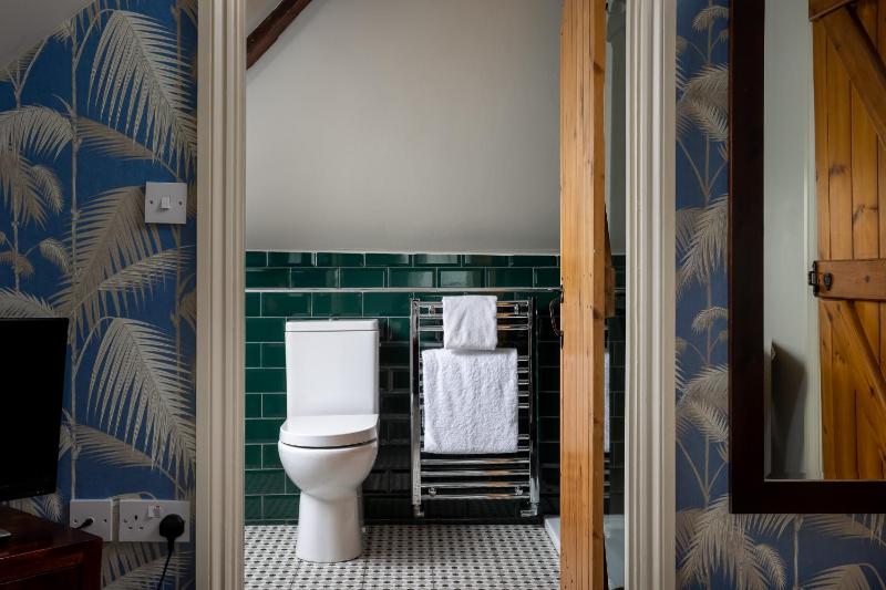 Holmes Room image 1