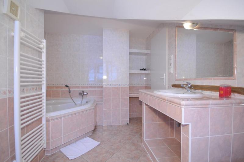 Single Room image 2
