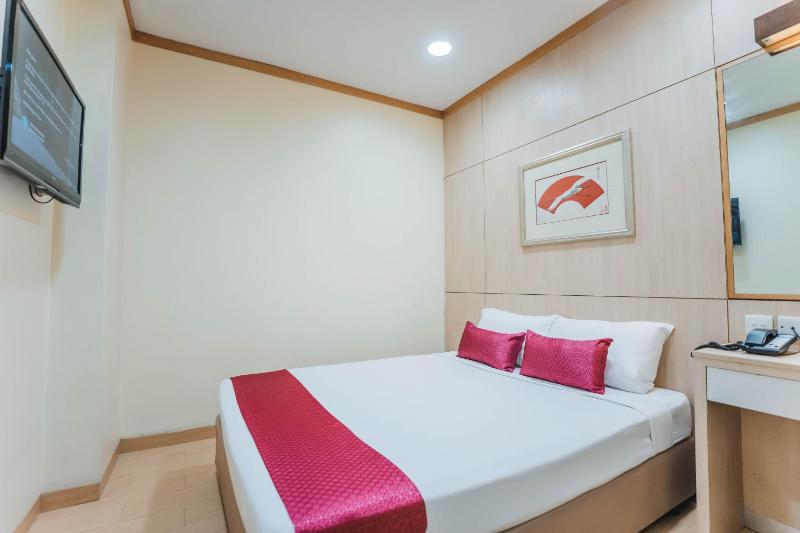 Standard Queen (No Window)