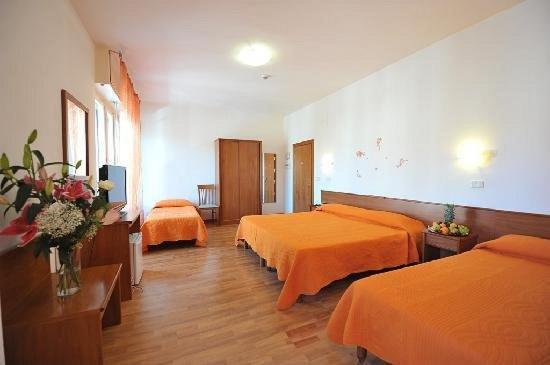 Hotel Astor - image 12