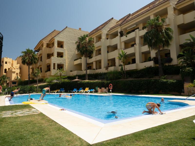 2147-Beautiful 2 bedrooms with sea view - image 6