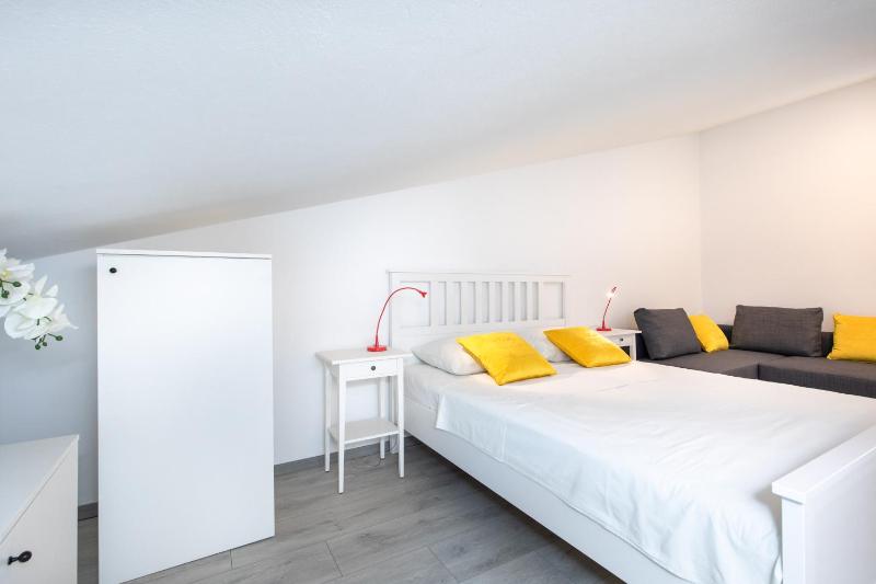 Brand new apartments Viktorija just 250m from the beach! - image 10