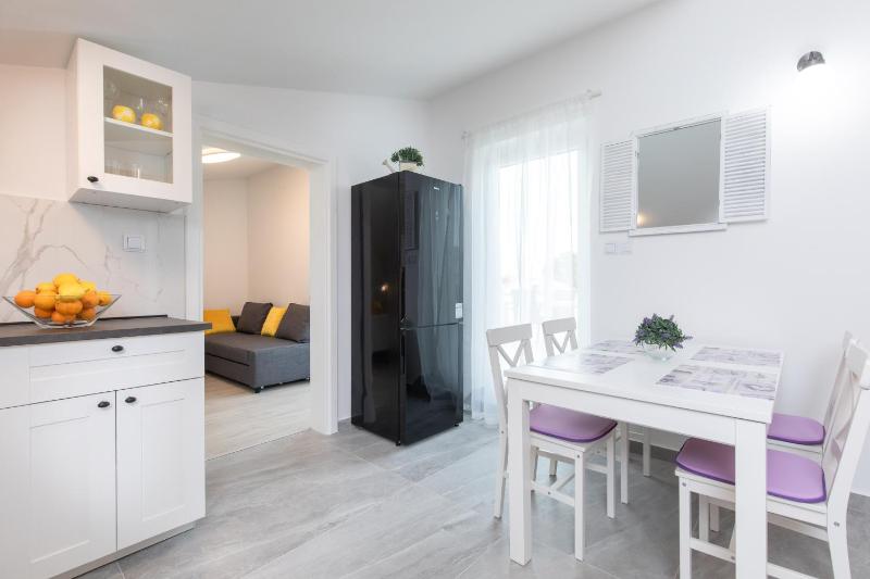 Brand new apartments Viktorija just 250m from the beach! - image 16