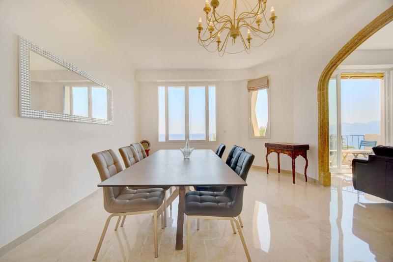 Brand New Three Bedroom Apartment with Sea views - image 20