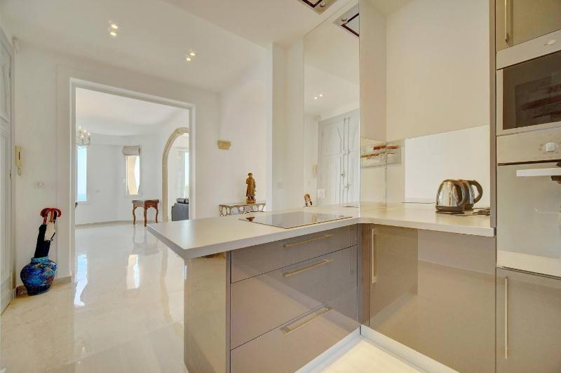Brand New Three Bedroom Apartment with Sea views - image 31