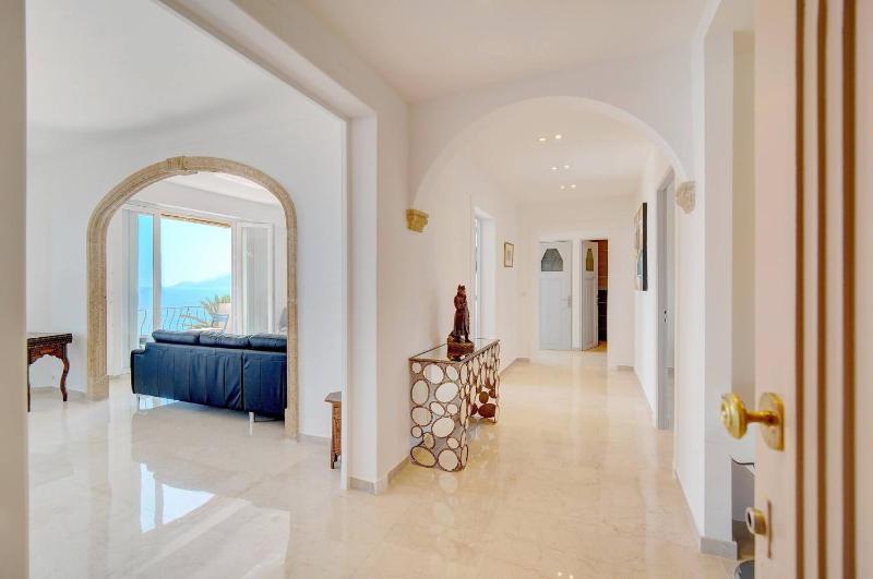 Brand New Three Bedroom Apartment with Sea views - image 30