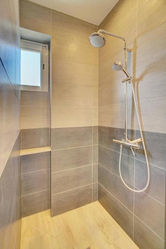 Brand New Three Bedroom Apartment with Sea views - image 34