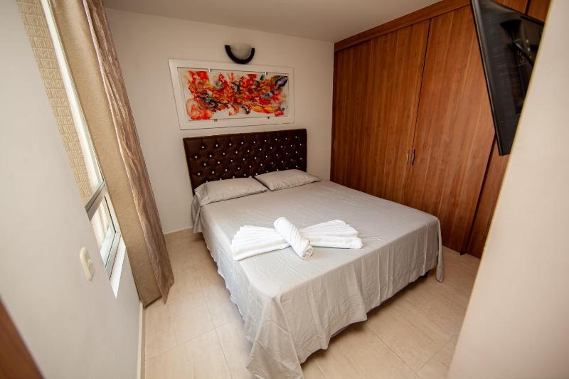 Apartamentos en el Sur de Cali parqueadero propio piscina wifi - image 14