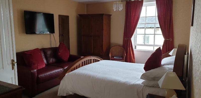 Double Room with Private Bathroom image 3