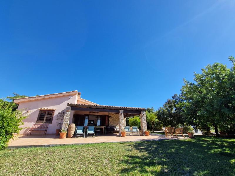 Villa del Carrubo a due passi dal mare di Cefalù Images
