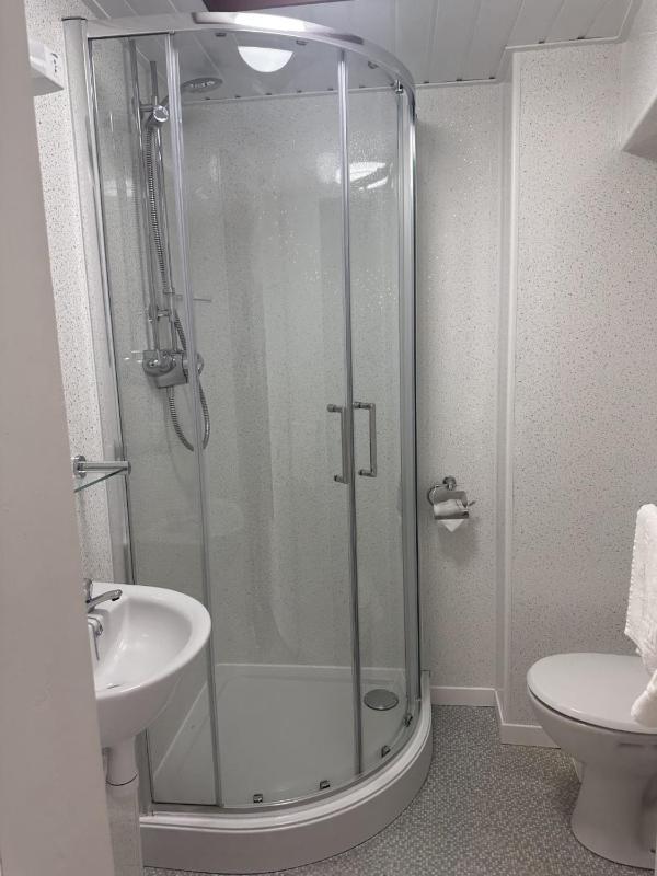 Single Room image 3