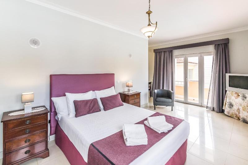 Villa Quinta da Marinha II - image 28