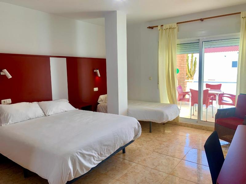 Double or Twin Room with Side Sea View image 1