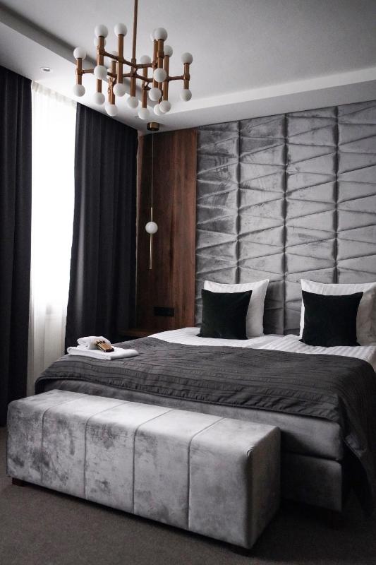 Superior Twin Room image 3