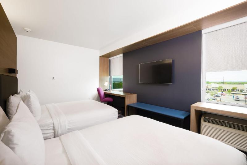Aloft, Guest room, 2 Queen image 1