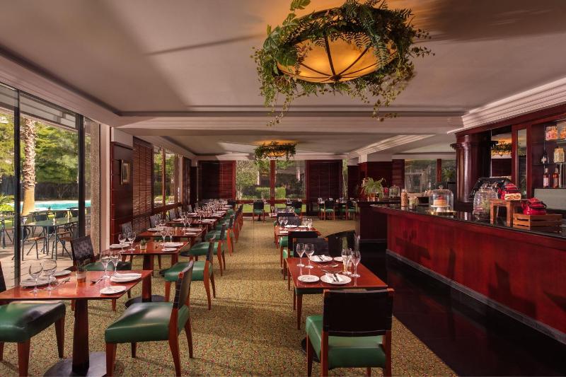 Lisbon Marriott Hotel - image 16