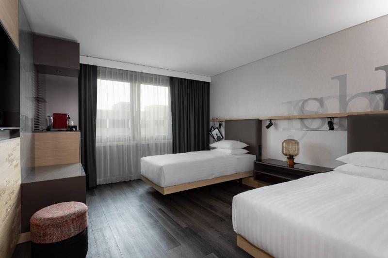 Deluxe Guest room, 2 Twin image 1