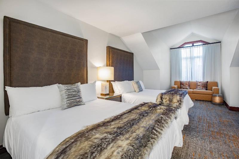 Beaver Creek Lodge Autograph Collection - image 43