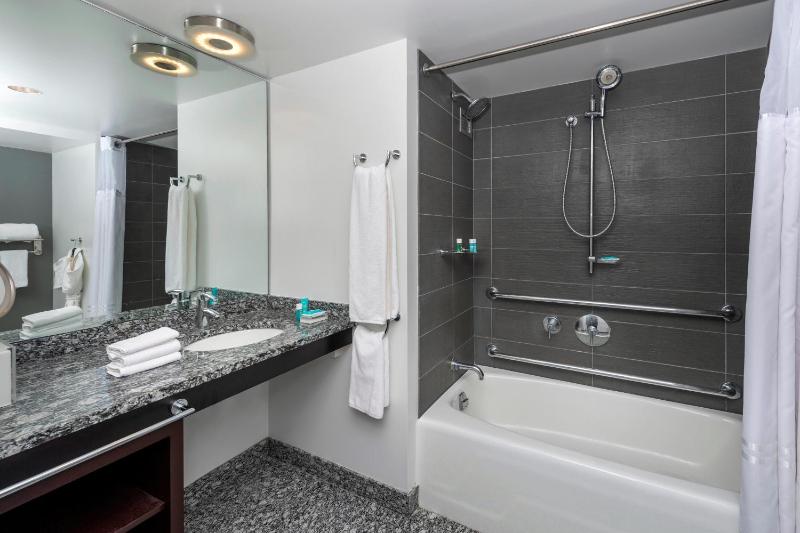 Wonderful King, Guest room, 1 King image 2