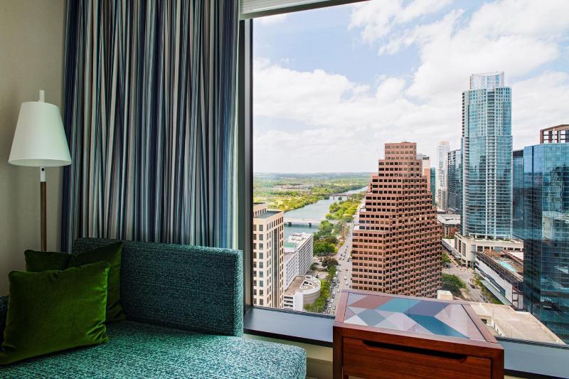 Austin Marriott Downtown - image 13