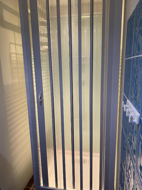 Studio with mezzanine image 3