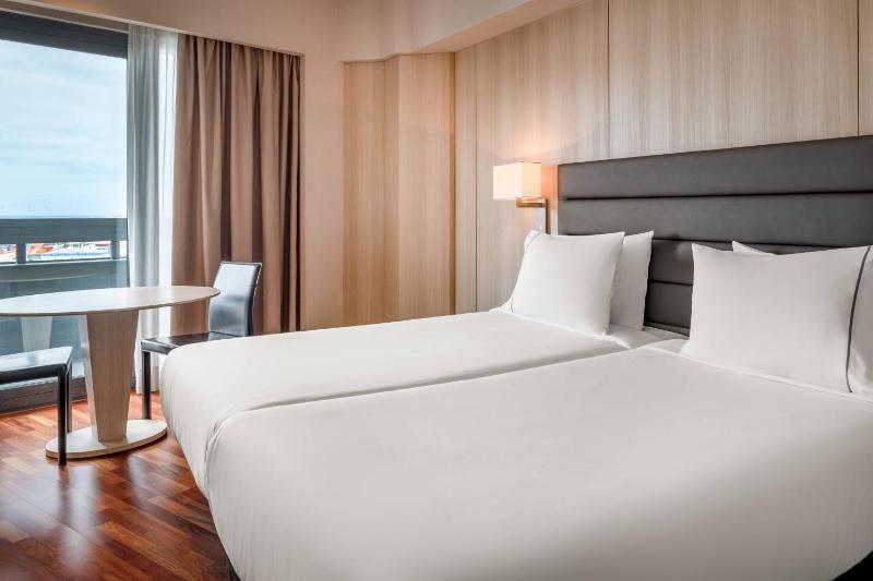 Standard Room Twin, Guest room, 2 Twin/Single Bed(s) image 3