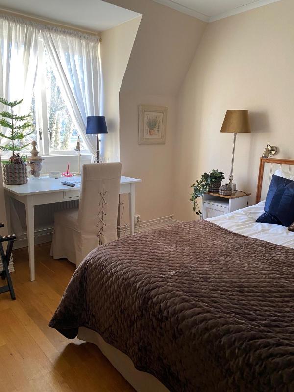 Single Room image 2