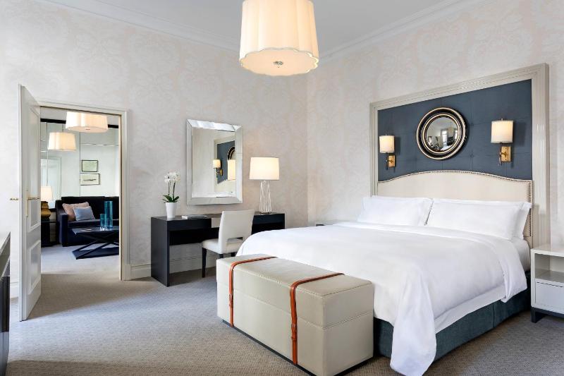 Bristol Suite, 1 Bedroom Suite, 1 King image 3
