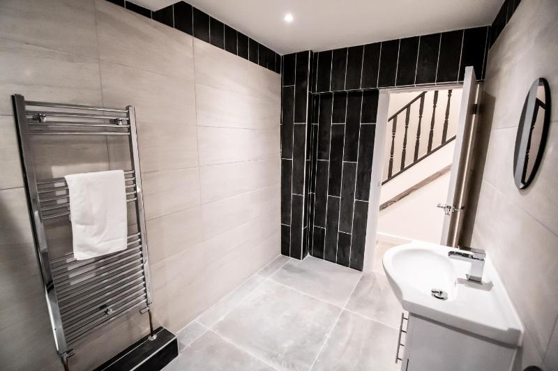 Winter Garden Suites by Sasco Apartments - image 27