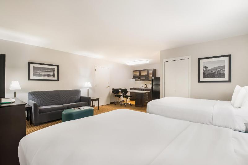 Double Suite - Non -Smoking image 3