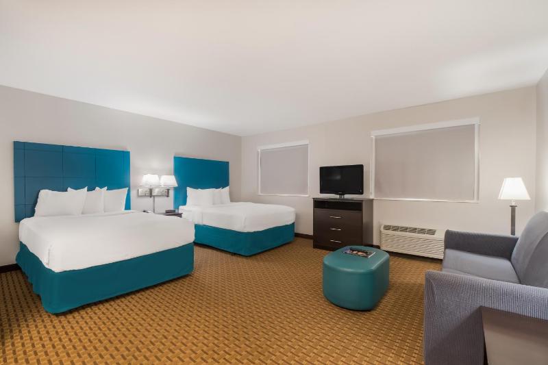 Double Suite - Non -Smoking image 4