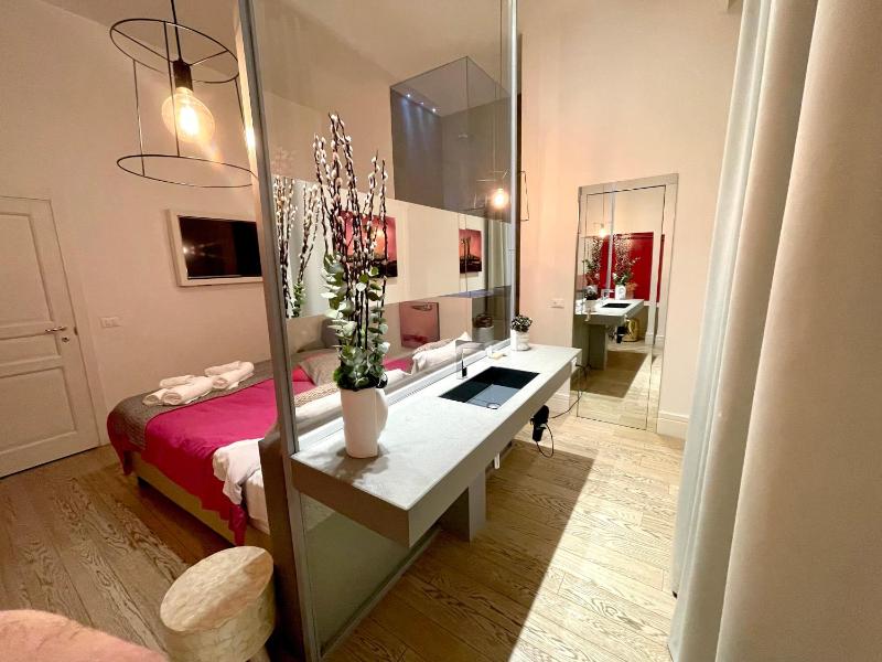 Athena Luxury Rooms - image 13