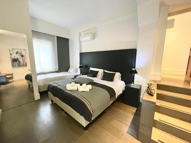 Athena Luxury Rooms - image 21