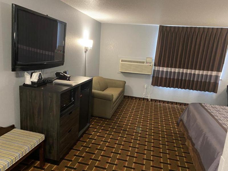 King Suite image 3