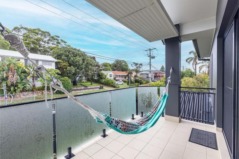 Beach Haven 3a Messines Street 4 Minute walk to the beach Wifi Air Con - image 42