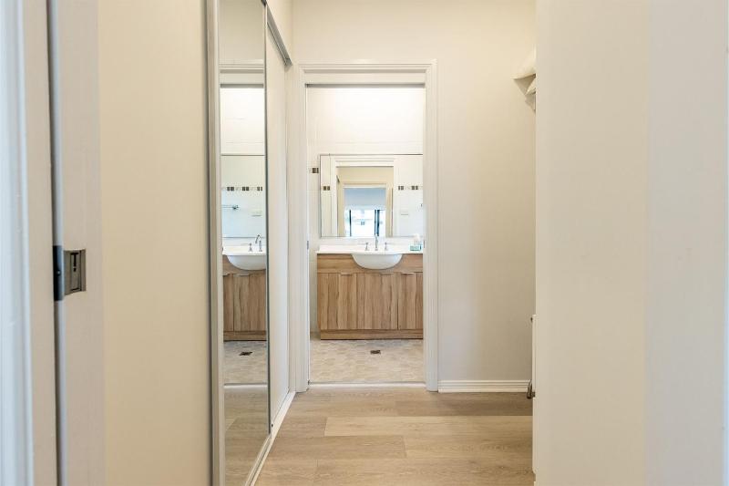 Beach Haven 3a Messines Street 4 Minute walk to the beach Wifi Air Con - image 39