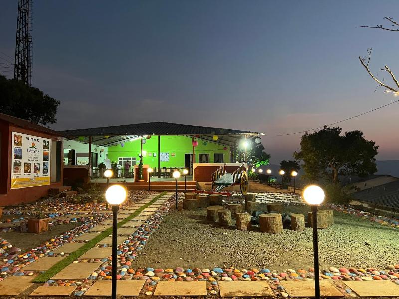 Heavens Edge Resort - image 12