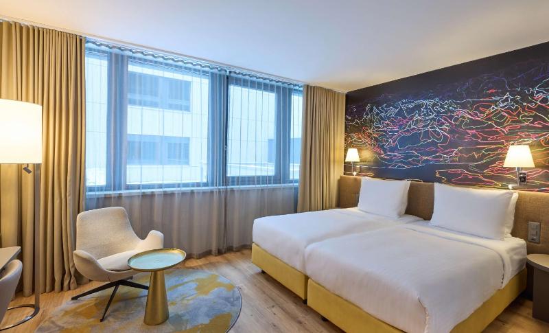 Standard Room image 3