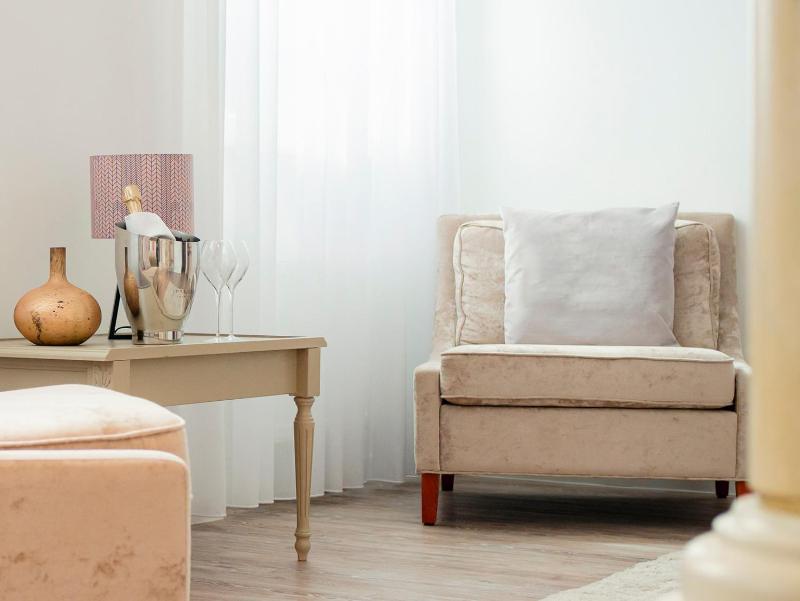 Junior Suite image 2