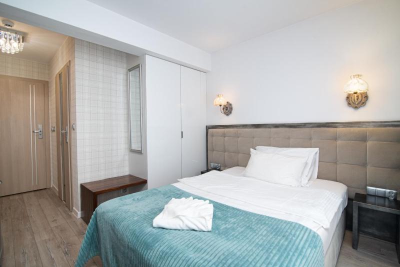 Single Room image 3