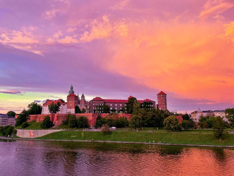 Double or Twin  Room with Wawel Castle View image 2