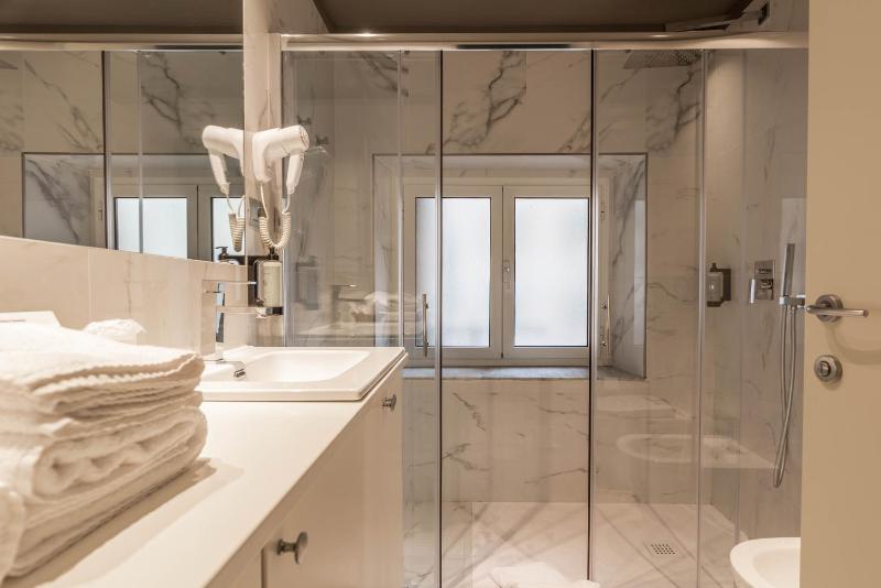HNN Luxury Apartments - image 29