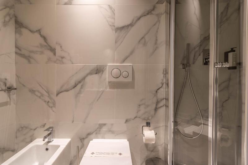 HNN Luxury Apartments - image 48